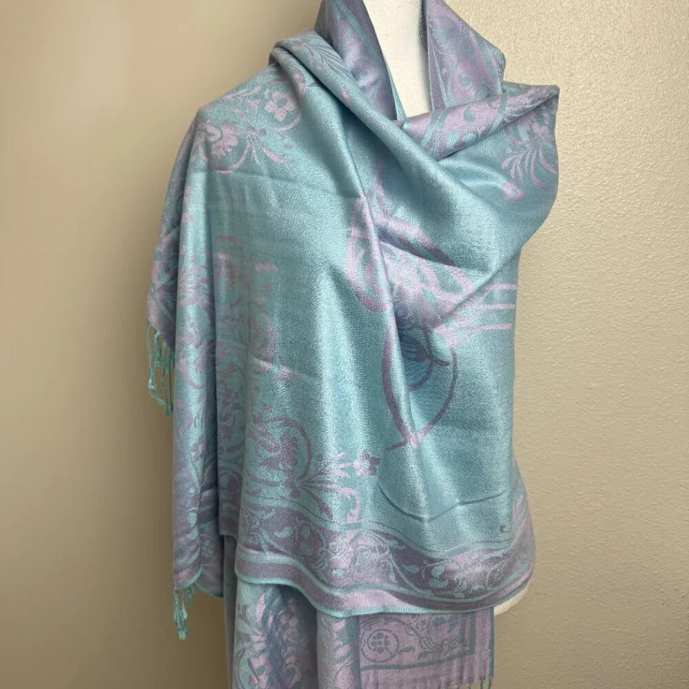 Elegant NWOT Pashmina Scarf